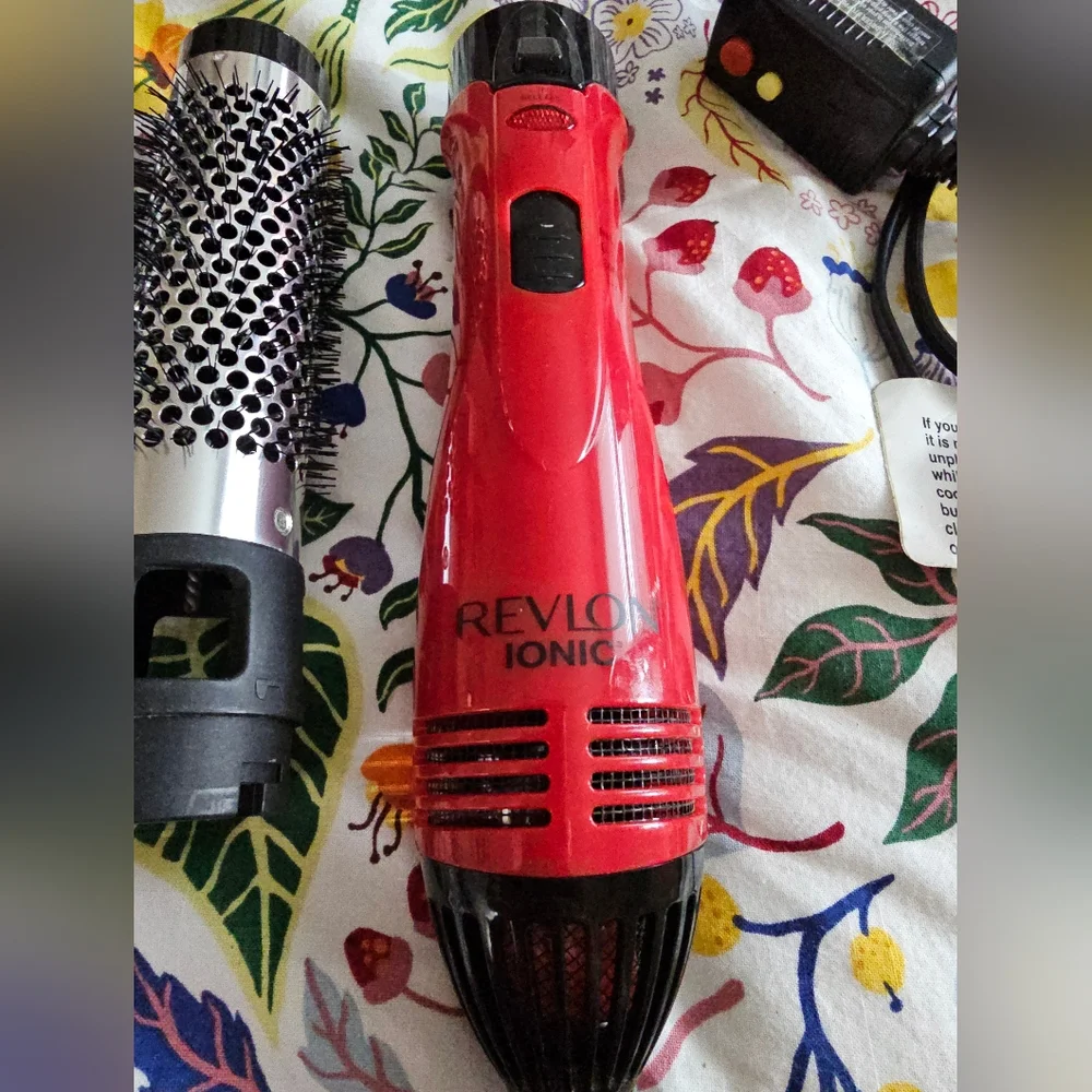 Revlon Ionic Hair Styler - Picture 3 of 5